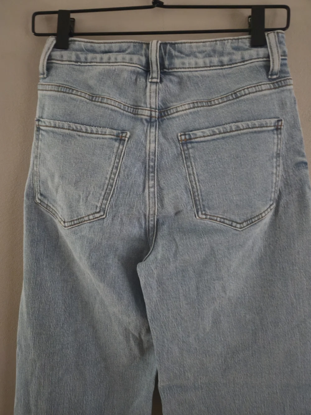 Quince Women's Jeans 26x28 Bella Stretch Relaxed Straight Cool Blue 90s Inspired